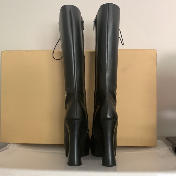 Michael Kors Collection Deandra Calf Leather Platform Boot - Picture 11 of 16